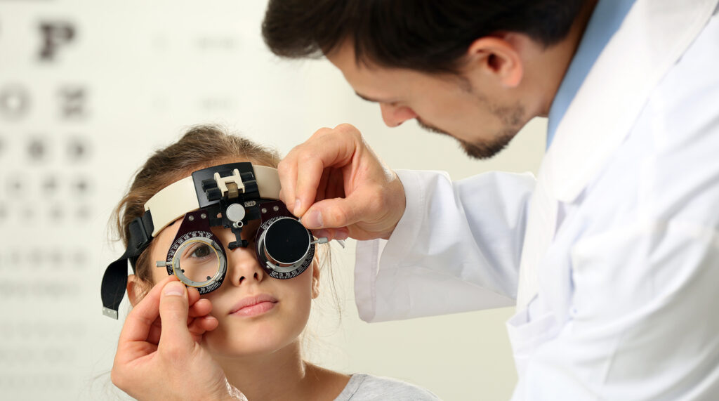 Our ophthalmology department is divided in two categories: General Ophthalmology and Oculoplastic Surgery.